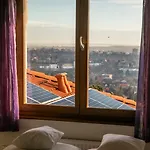 Della *