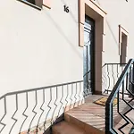 Villa Della *