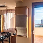 Villa Della *